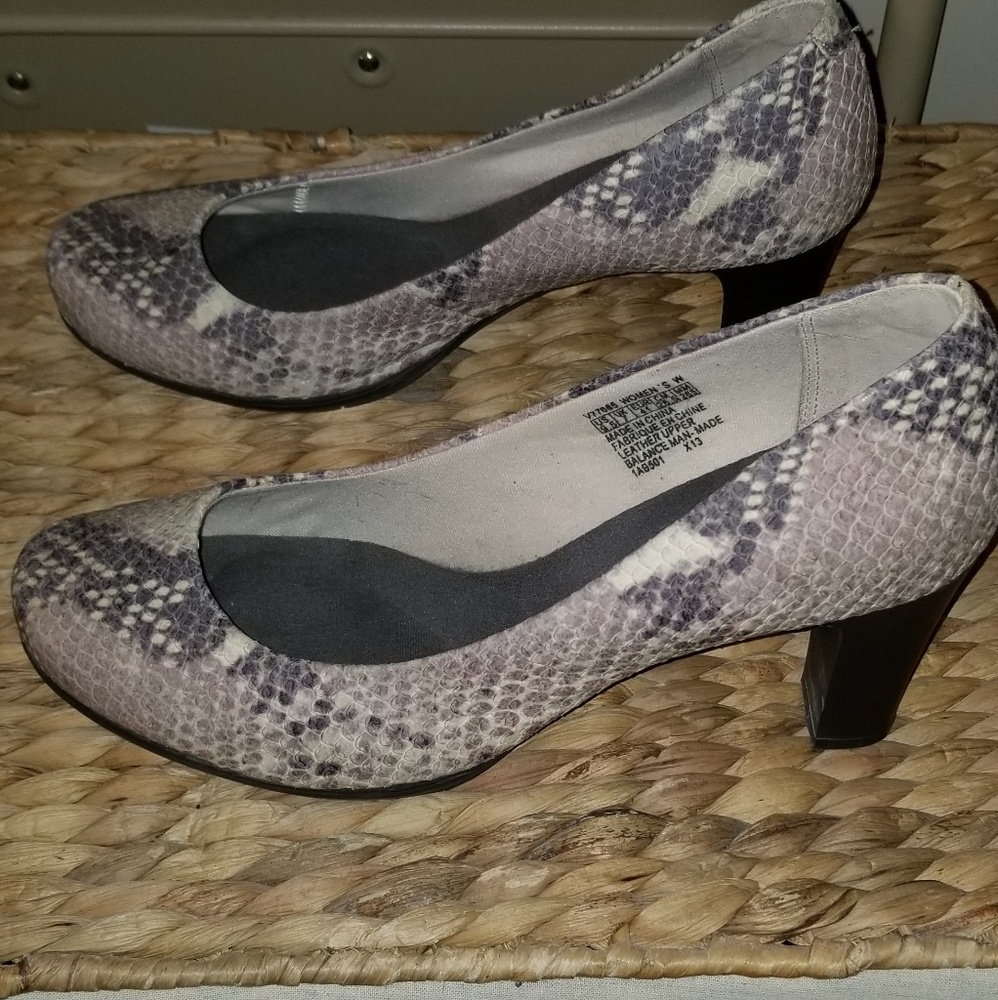 Rockport shoes 9.5 wide